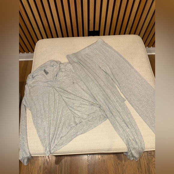 SKIMS Other - NEW! SKIMS Sleep Long Pajamas | Medium
